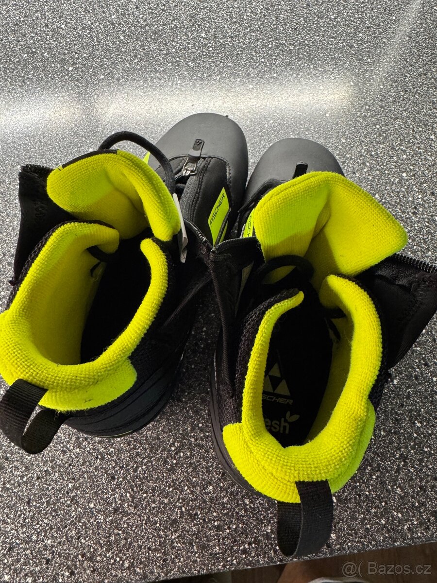 Fischer XJ Sprint bezkarske boty vel.38 - 7