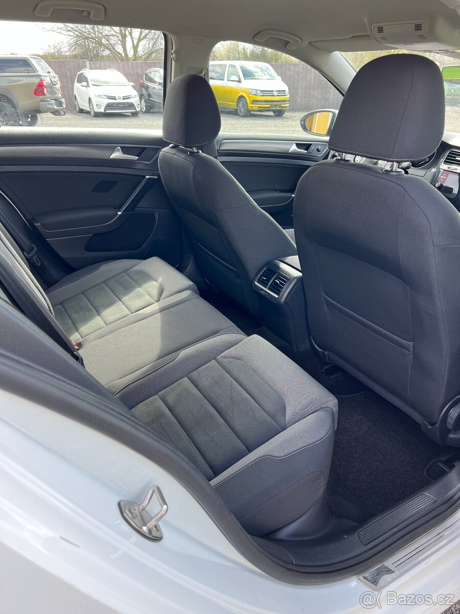 Volkswagen Golf, 1.5 TSI DSG NAVI TAŽNÉ VÝHŘEV 1.M DPH - 7