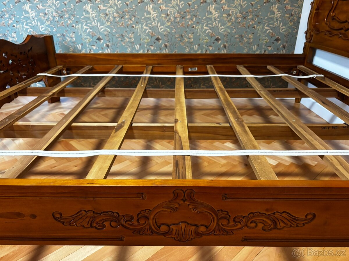 Zámecká postel - 7