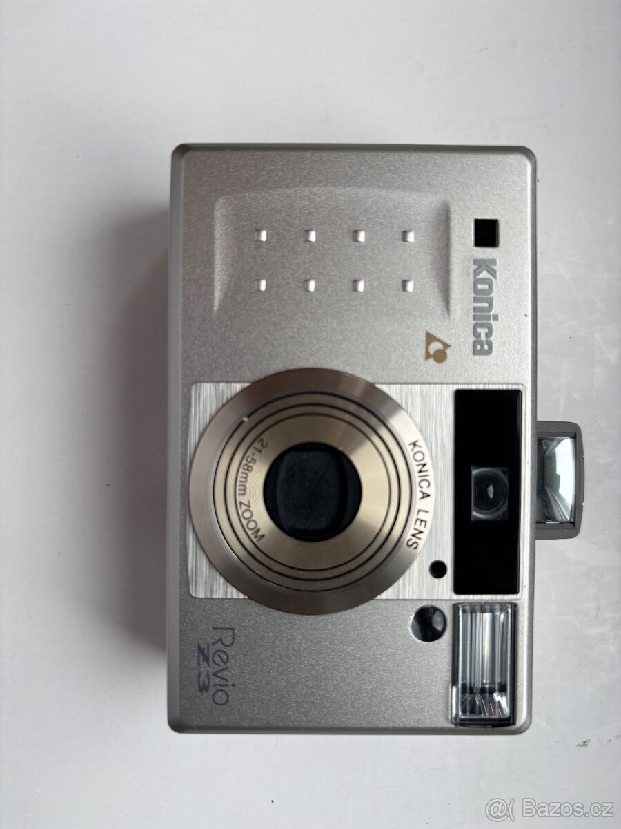 Konica Revio Z3 - 7