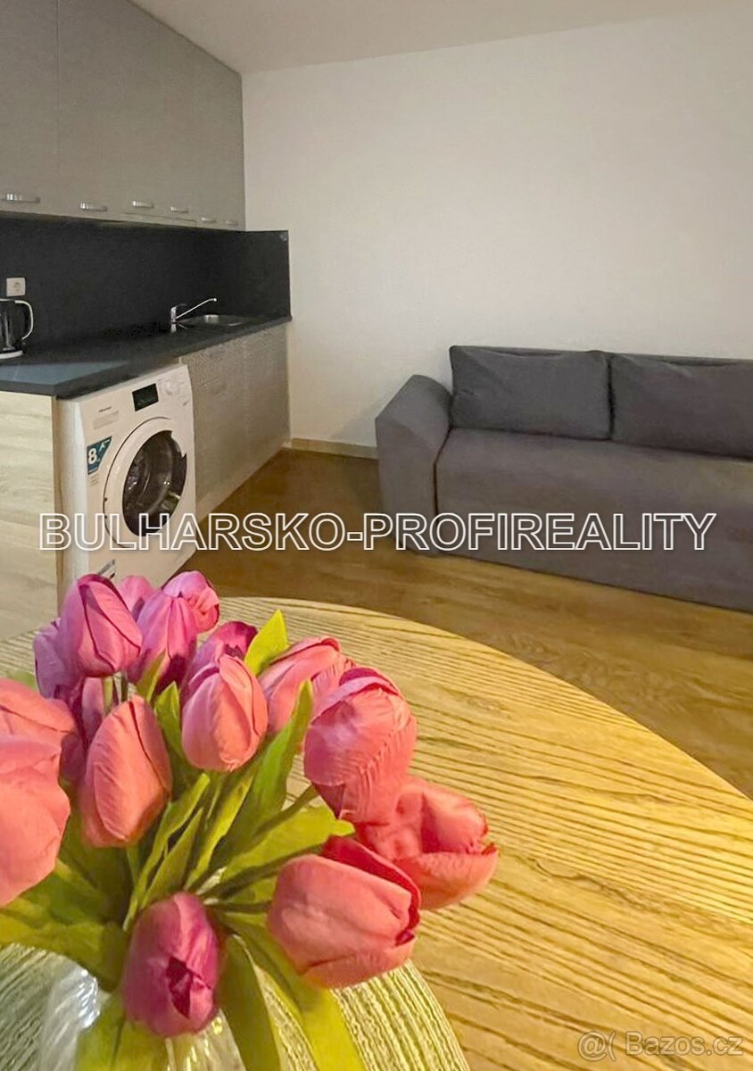 Bulharsko-PROSTORNÉ STUDIO (43 m²) - 7