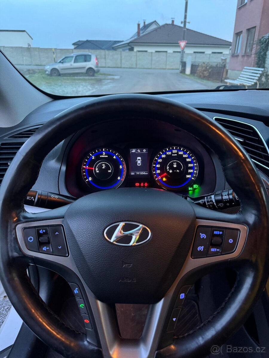 HYUNDAI i40 1.7 CRDi 104kW 2015 - 7