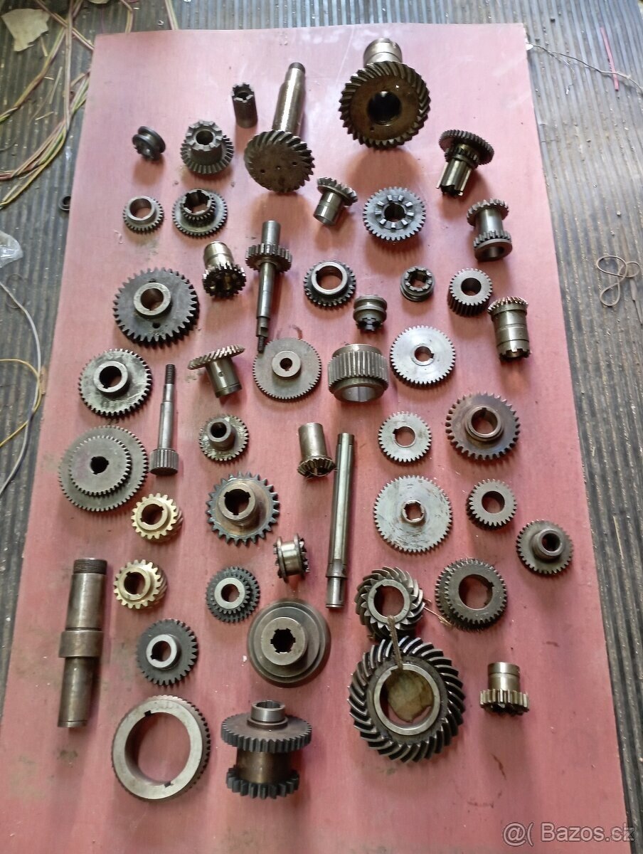 Díly frézky soustruhy - 7