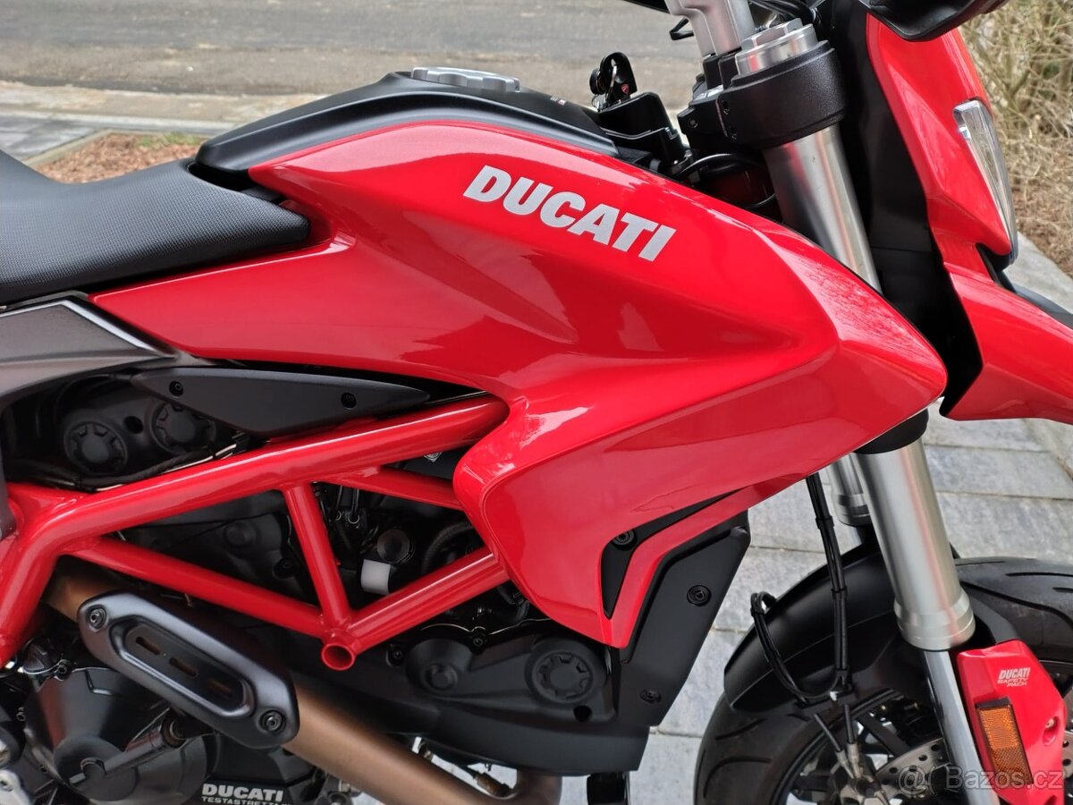 Ducati Hypermotard 939 - 7