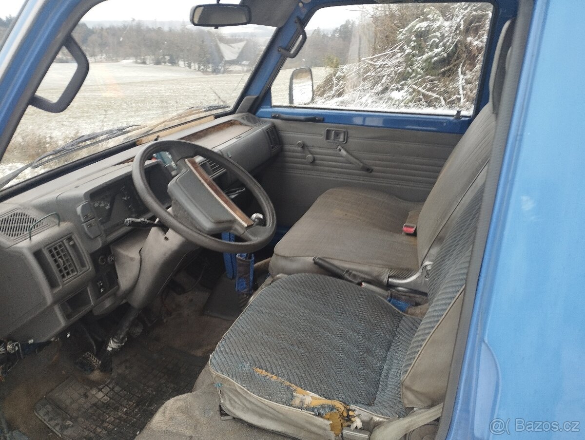 E2200 4x4 - 7