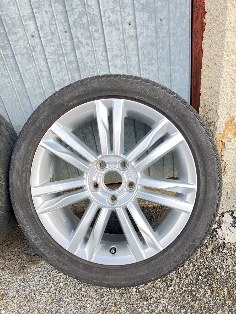 Koncernová alu kola VW 7x17" ET-49, pneu Bridgestone 225/45 - 7