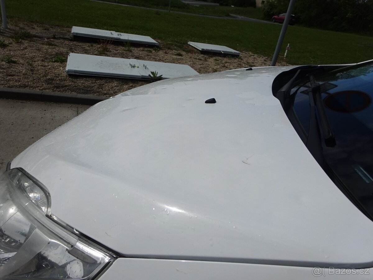 Peugeot 208 1,6 e-HDi - 7