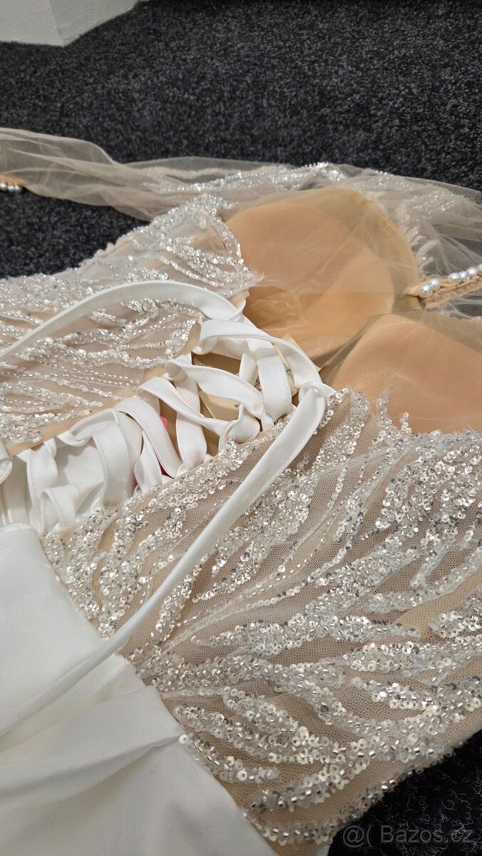 Svatební šaty (velikost L) - 7