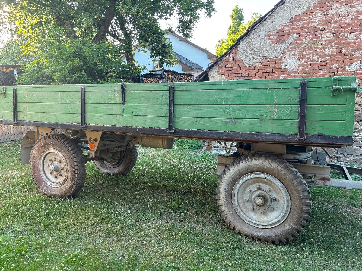 Traktorový přívěs T5P - 7