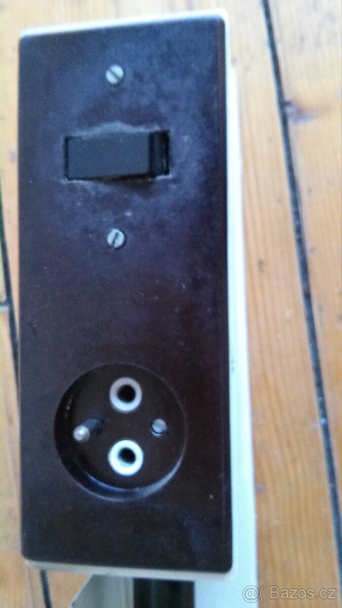 Staré retro kuchyňské světlo Pokrok Žilina - 7