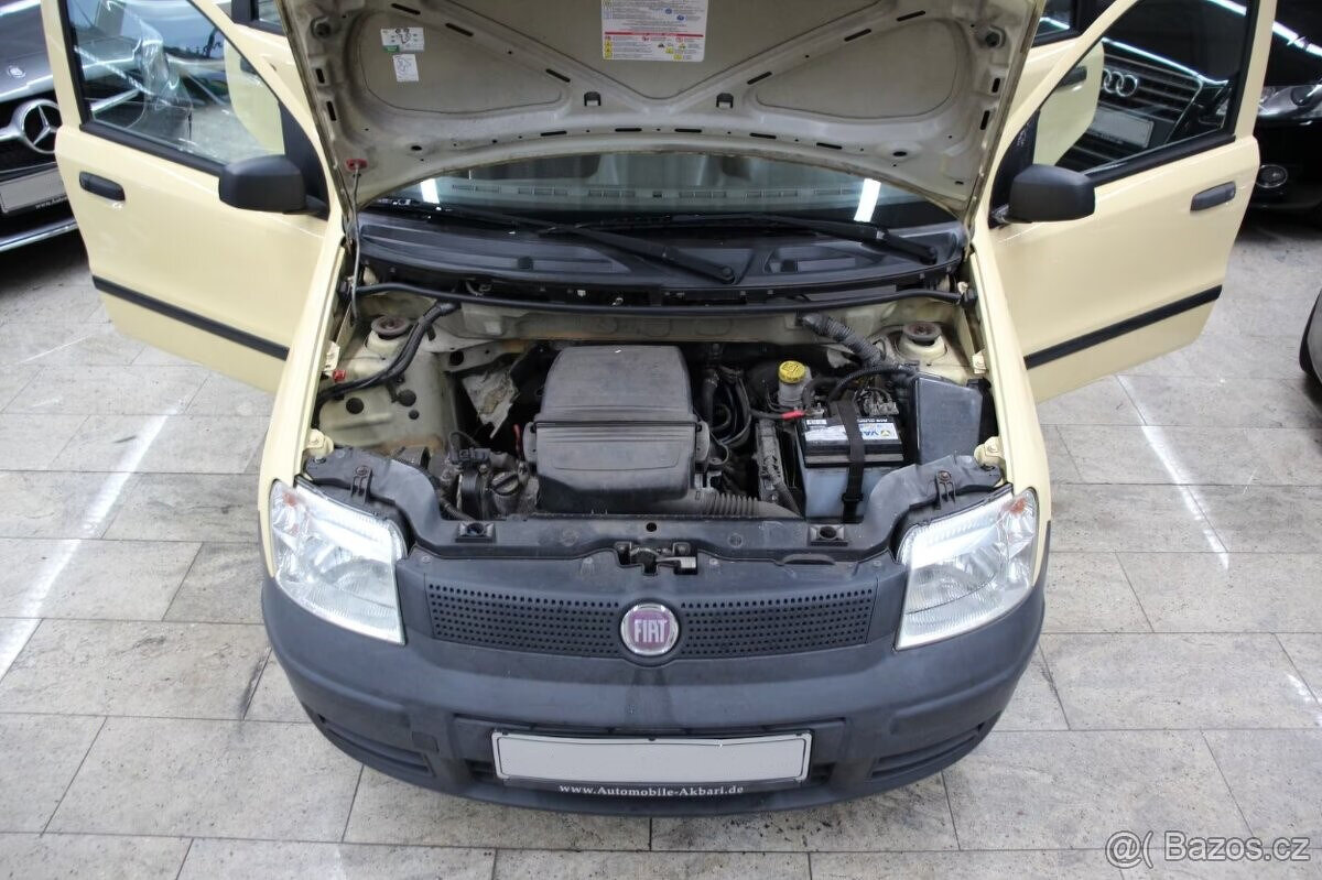 Fiat Panda 1.1 benzín 2010 jeden majitel - 7