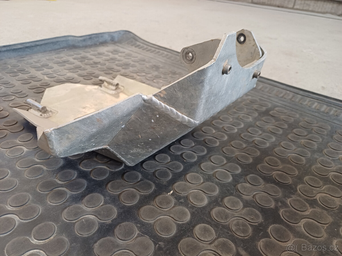 kryt pod motor KTM 690 - 7