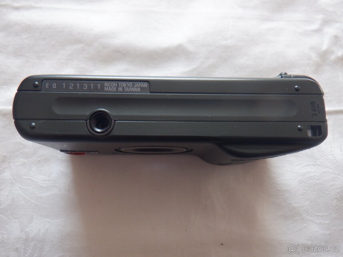 PRODÁM :RICOH R1 - 7