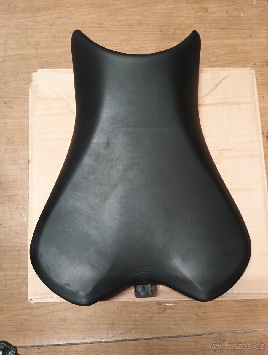 Triumph , Triumph street triple 765 - 7