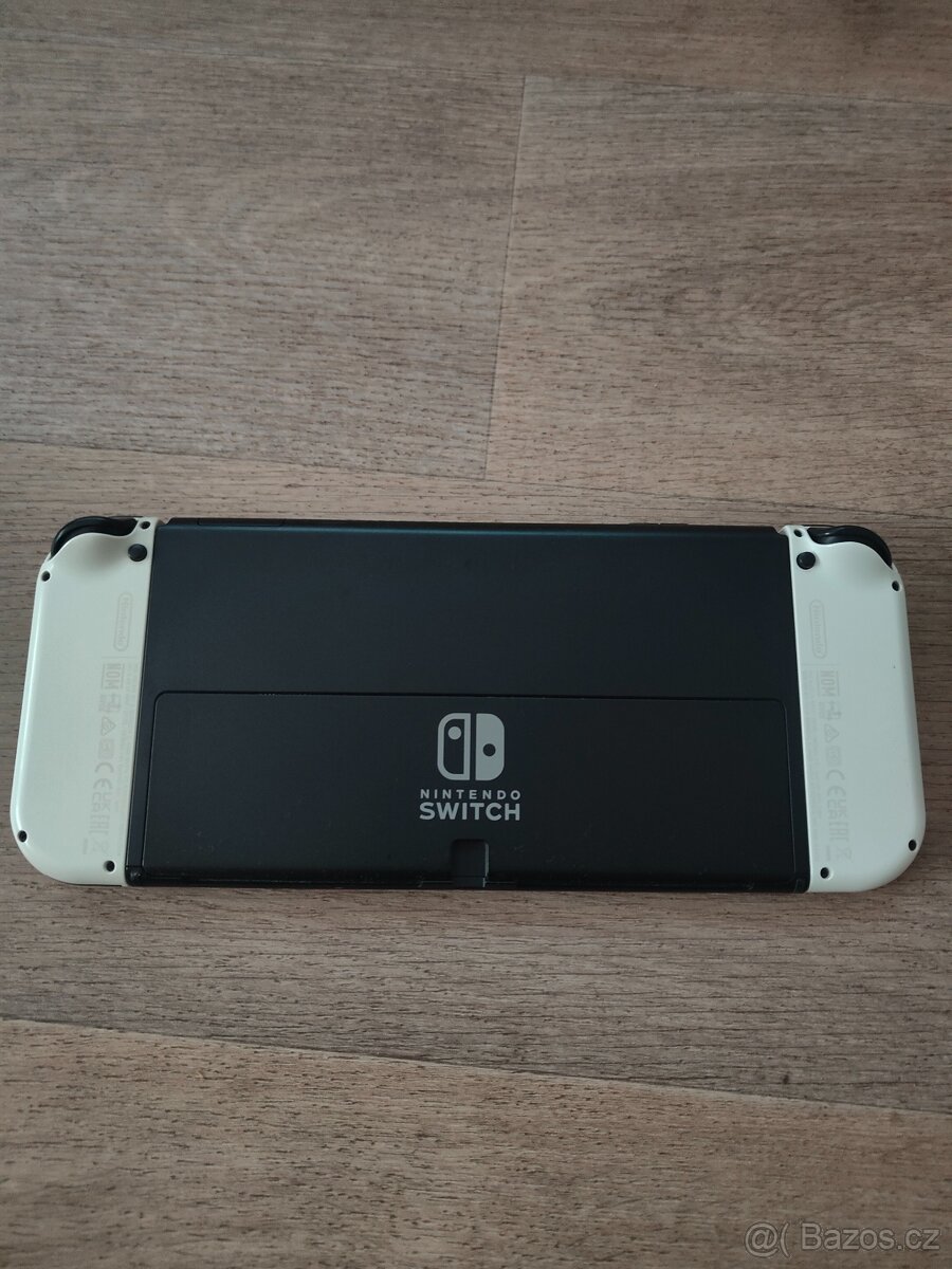 Nintendo Switch OLED - 7