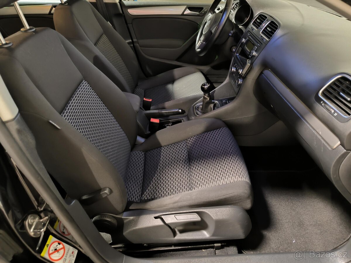 Volkswagen Golf 1.6i , 75 kW benzín, 2009 - 7