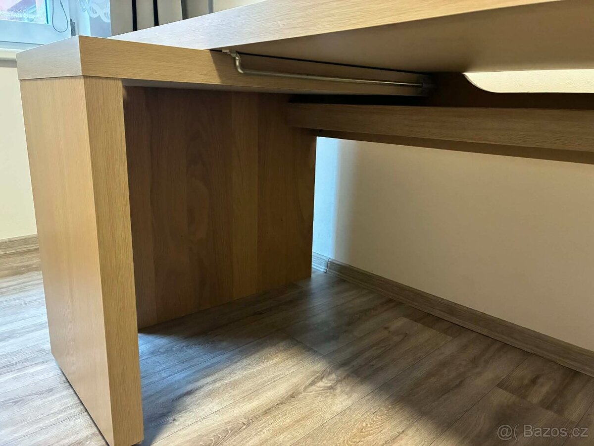 Pracovní stůl do L - 7