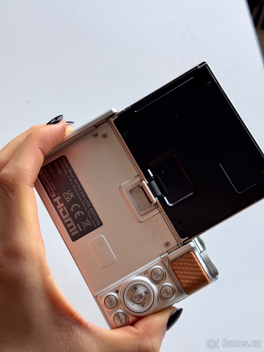 Canon PowerShot SX740 HS – Silver (Lite Edition) - 7