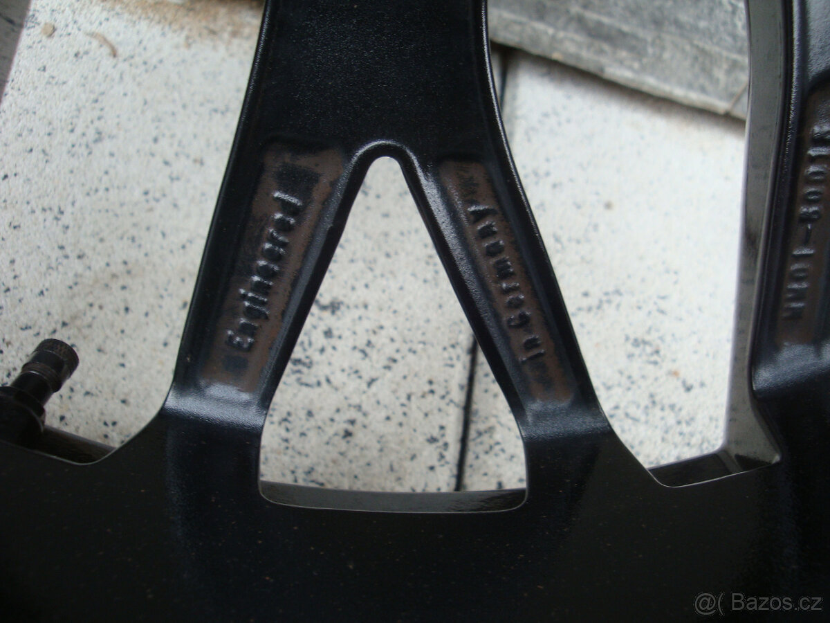 Alu kola zimní pneu BMW F40 7,5mm 2023r - 7