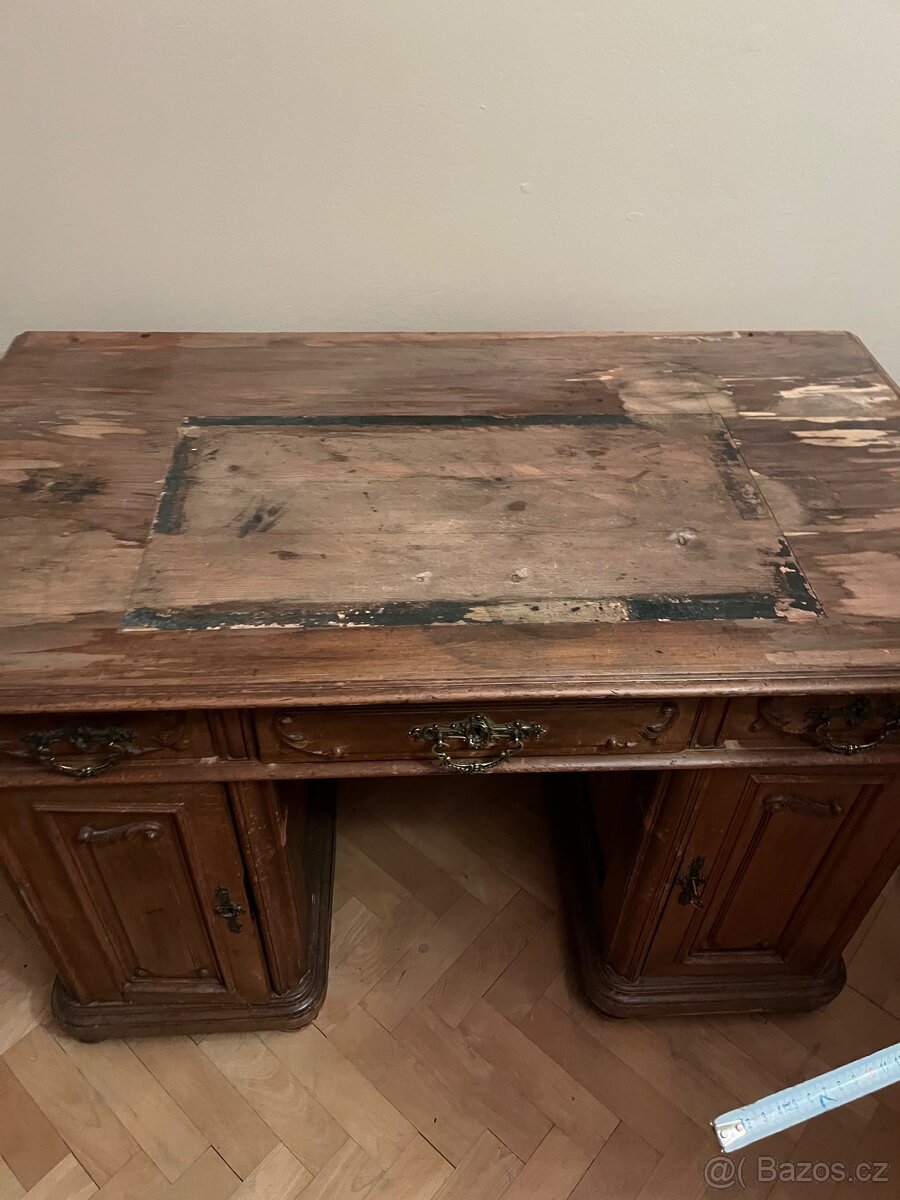 Prodám starý psaci stůl dřevěný - 7