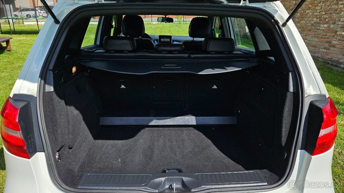 Mercedes-Benz B200 CDI manuál, 2014 - 7