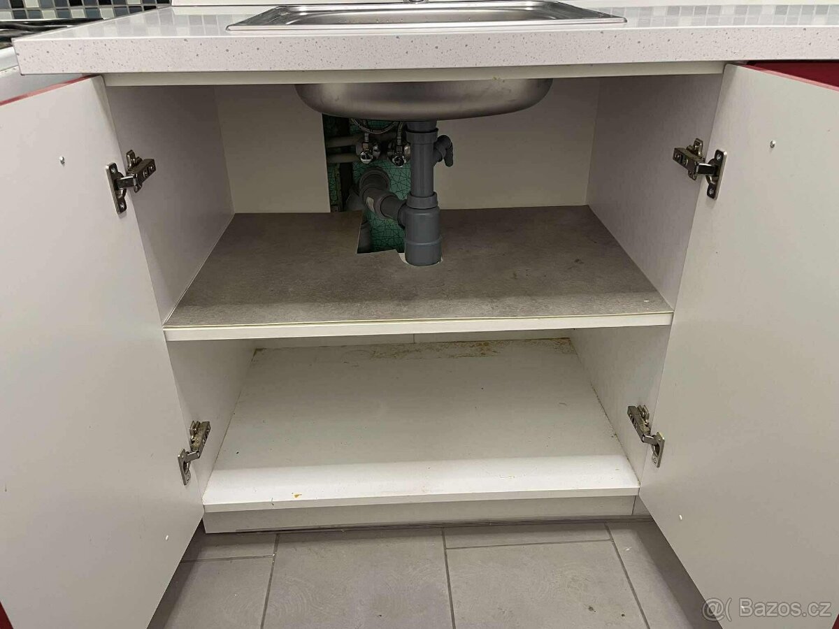 Kuchyňská linka vysoký lesk - 7