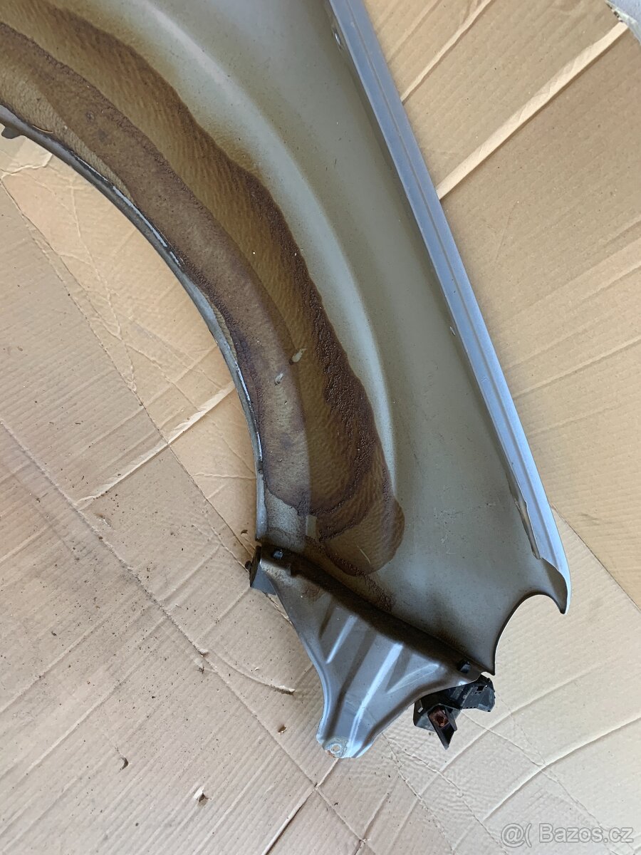 Přední blatník Subaru Forester 2008-2012 - 7