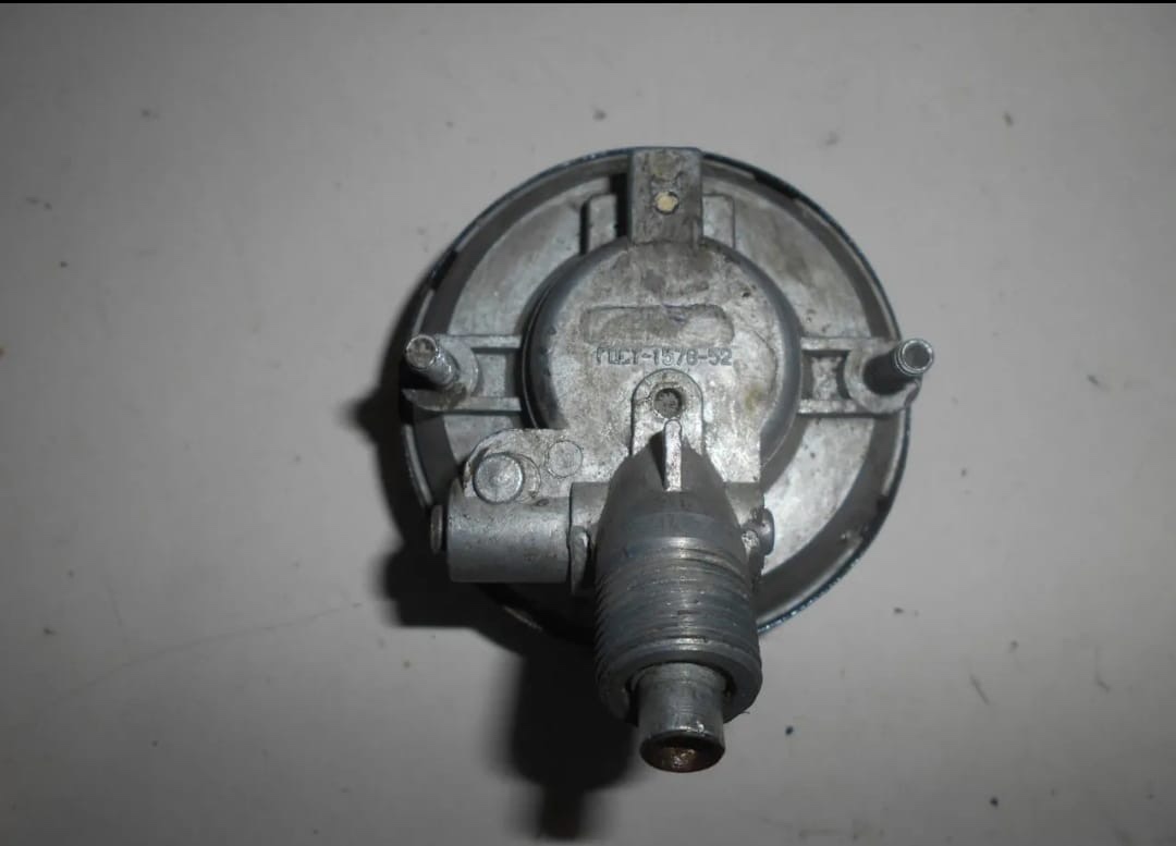 Klikova hřídel řetěz klakson svíčka filtr IŽ 49 IŽ 350 - 7