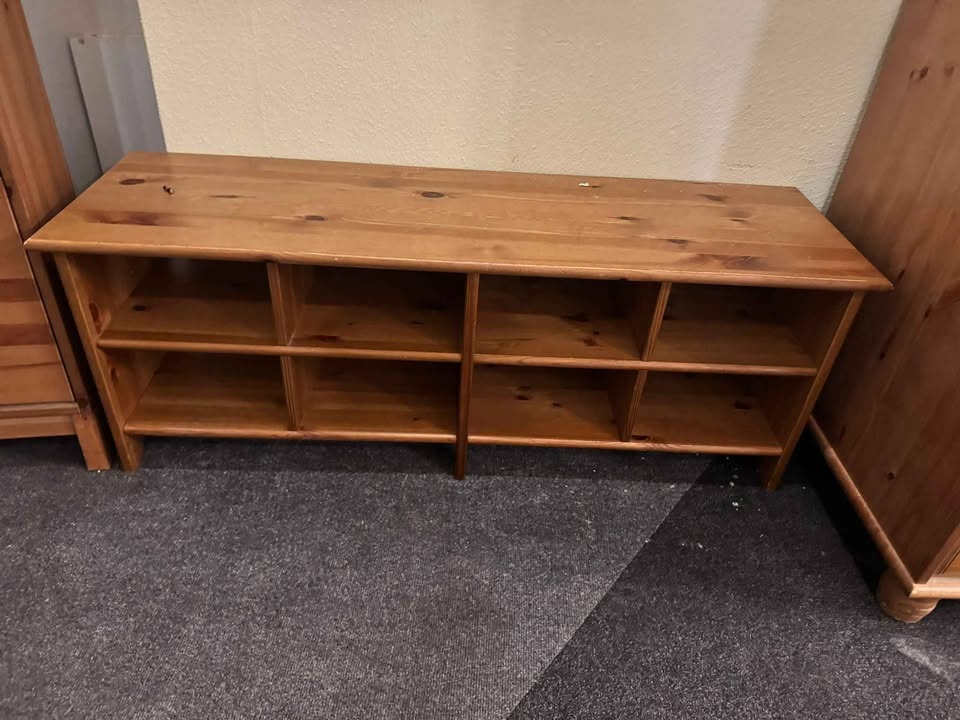 Pěkná Předsíňová sestava Ikea Leskvik skříň, botník , lavičk - 7