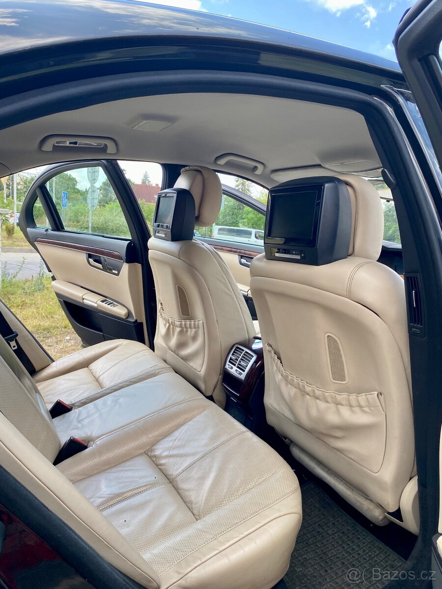 Mercedes-Benz S-Class (W221) - 7