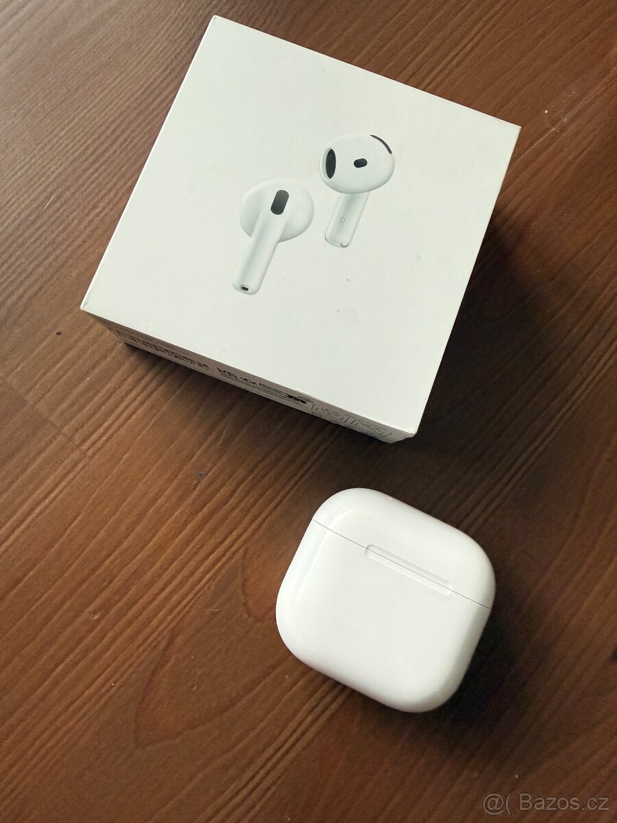 Apple AirPods - 7