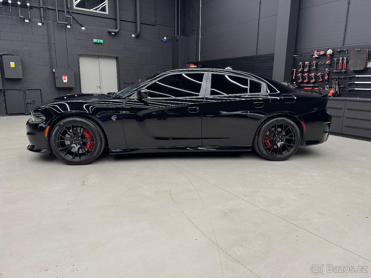 Dodge Charger 6.2 Hellcat - 7