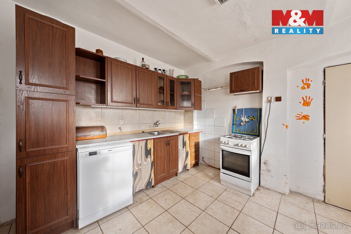 Prodej rodinného domu, 268 m², Janov - 7