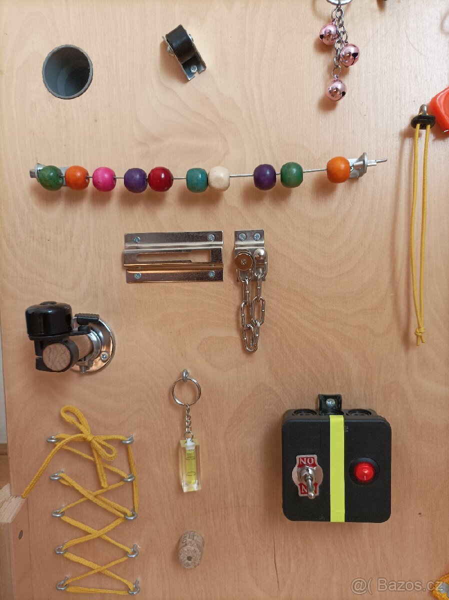 Aktivity board - hrací domeček - 7