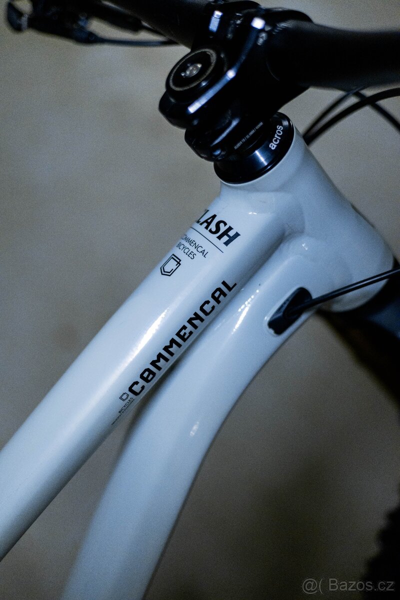Commencal Clash 2024 - 7