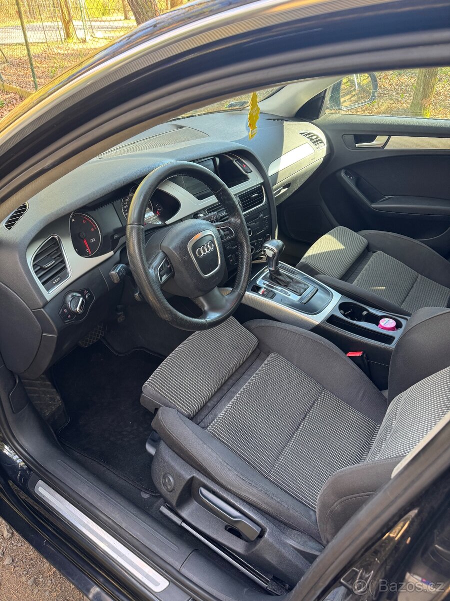 Audi A4 B8 2.0 TDI 2008 - 7