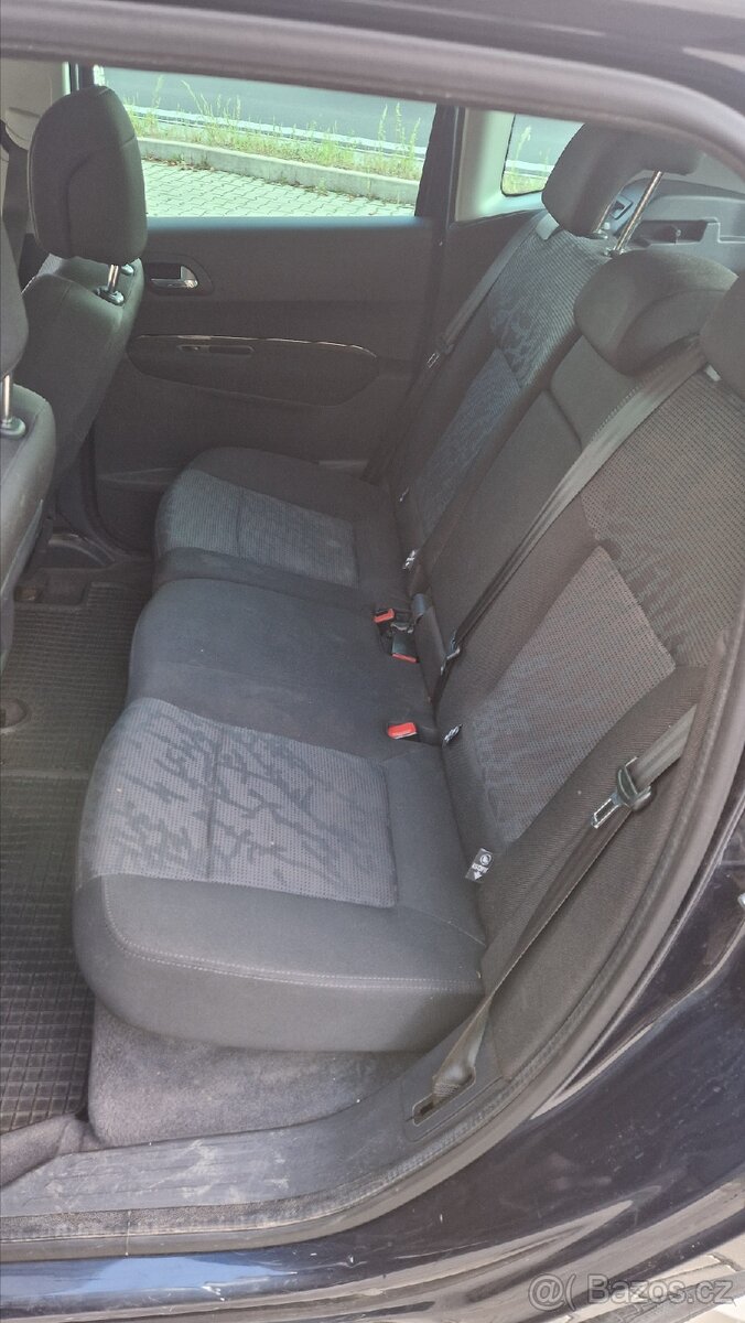 Peugeot 3008 | Nová STK, 1. Majitel, 120tis nájezd - 7