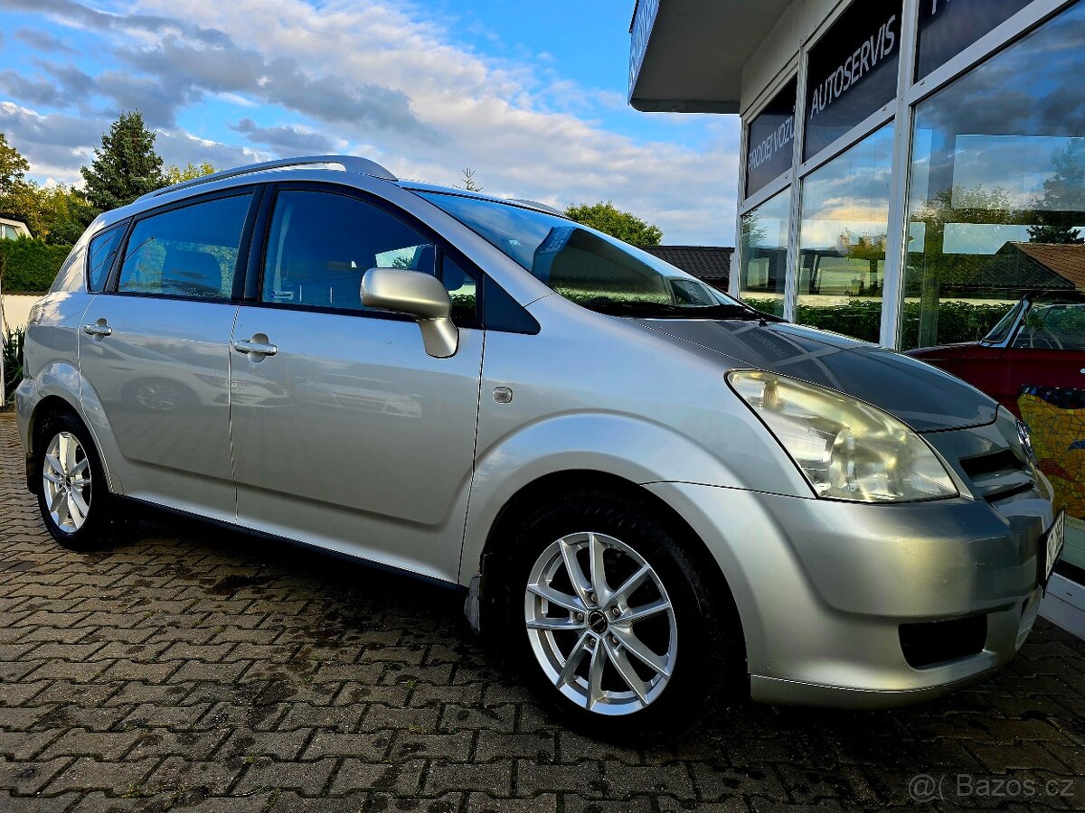 Toyota Corolla Verso, 1,8i serv.kniha 1.maj ČR - 7