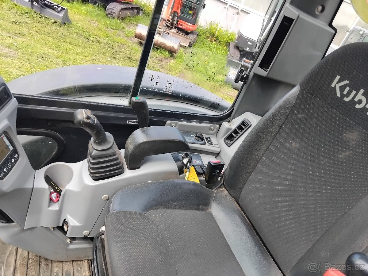 Pásový Bagr Kubota U55-4 - 7