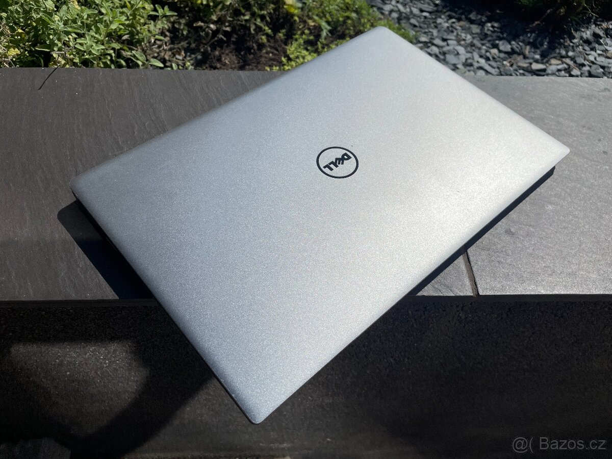 krásný Dell XPS 13 - procesor i7, dotykové LCD 3200x1800 - 7