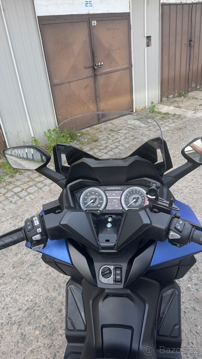 Honda Forza 125 - 7