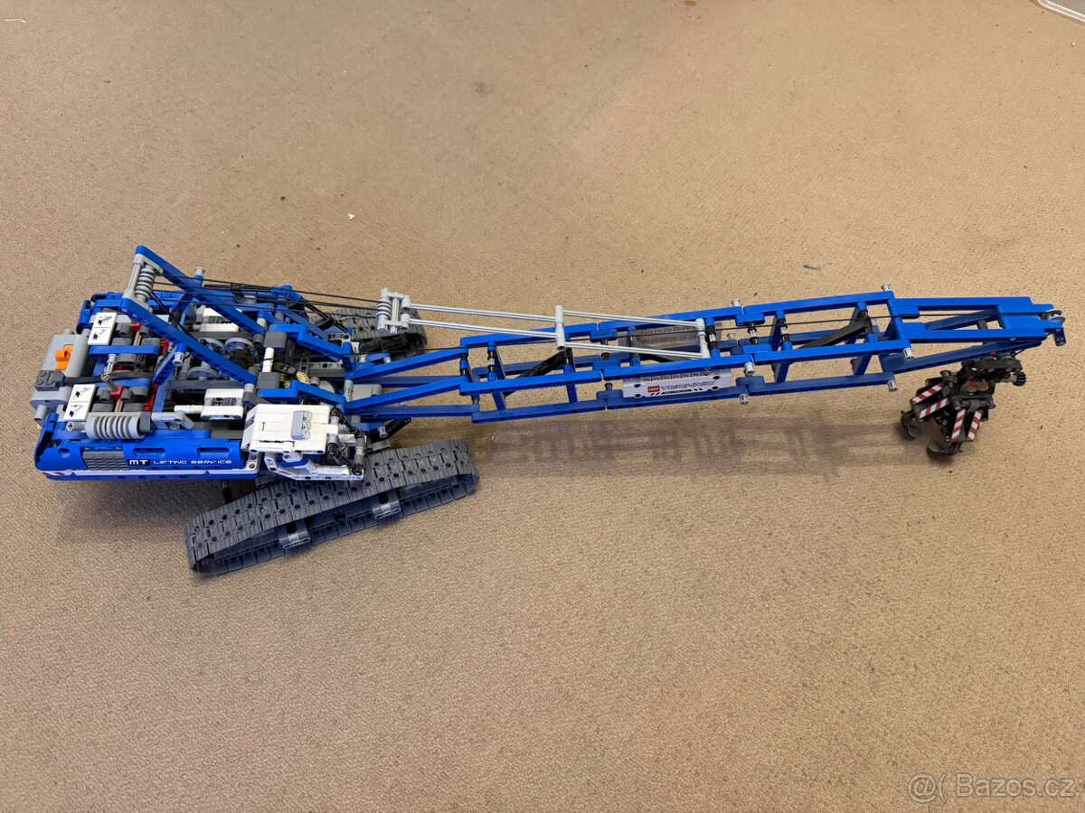 Lego Technic 42042 Pásový jeřáb - 7