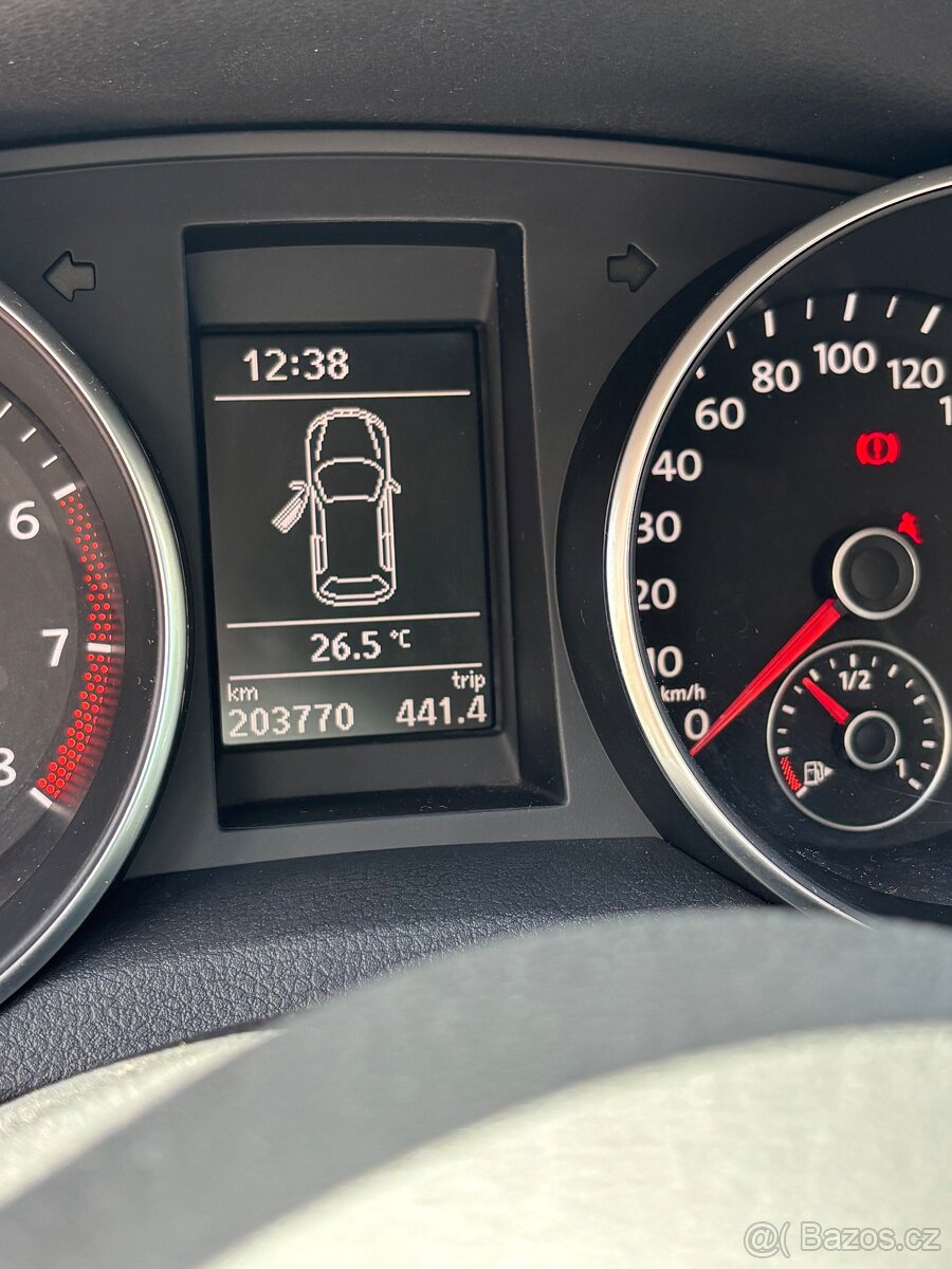 Volkswagen golf - 7