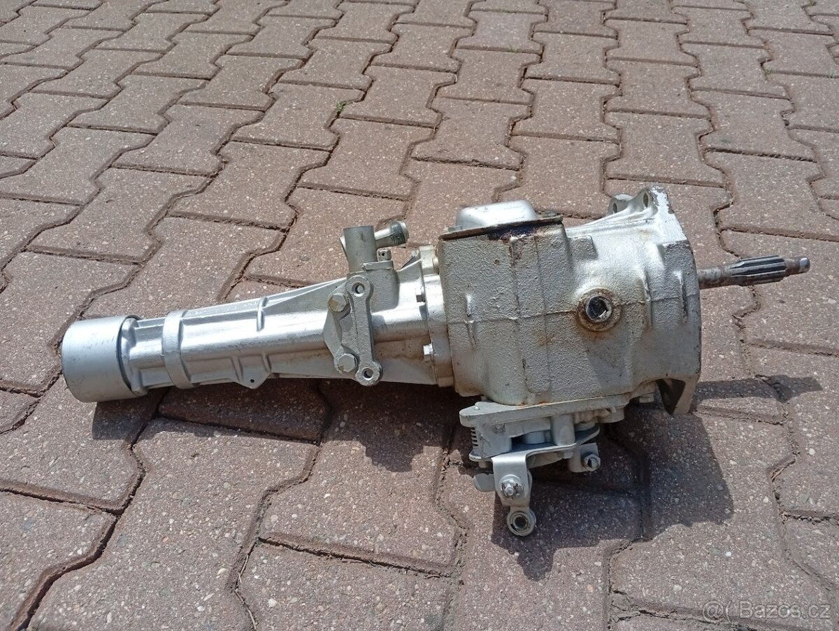Moskvič 2140, 412 - NOVÁ převodovka - 7