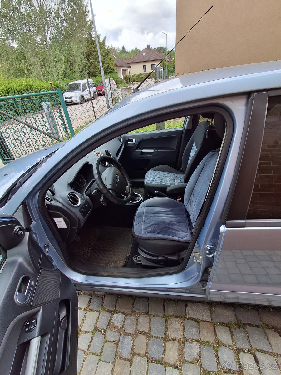 Ford Fusion 1.4 benzín - 7