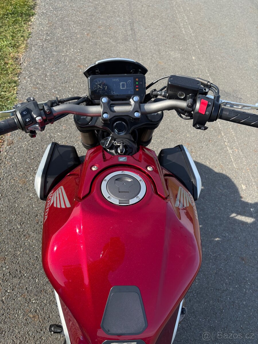 Honda CB650R - 7