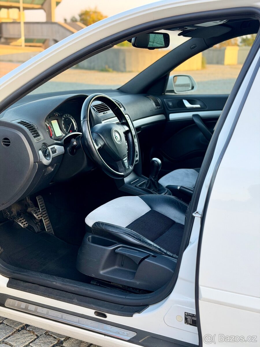 Škoda Octavia VRS || 2.0 D 125/kw - 7