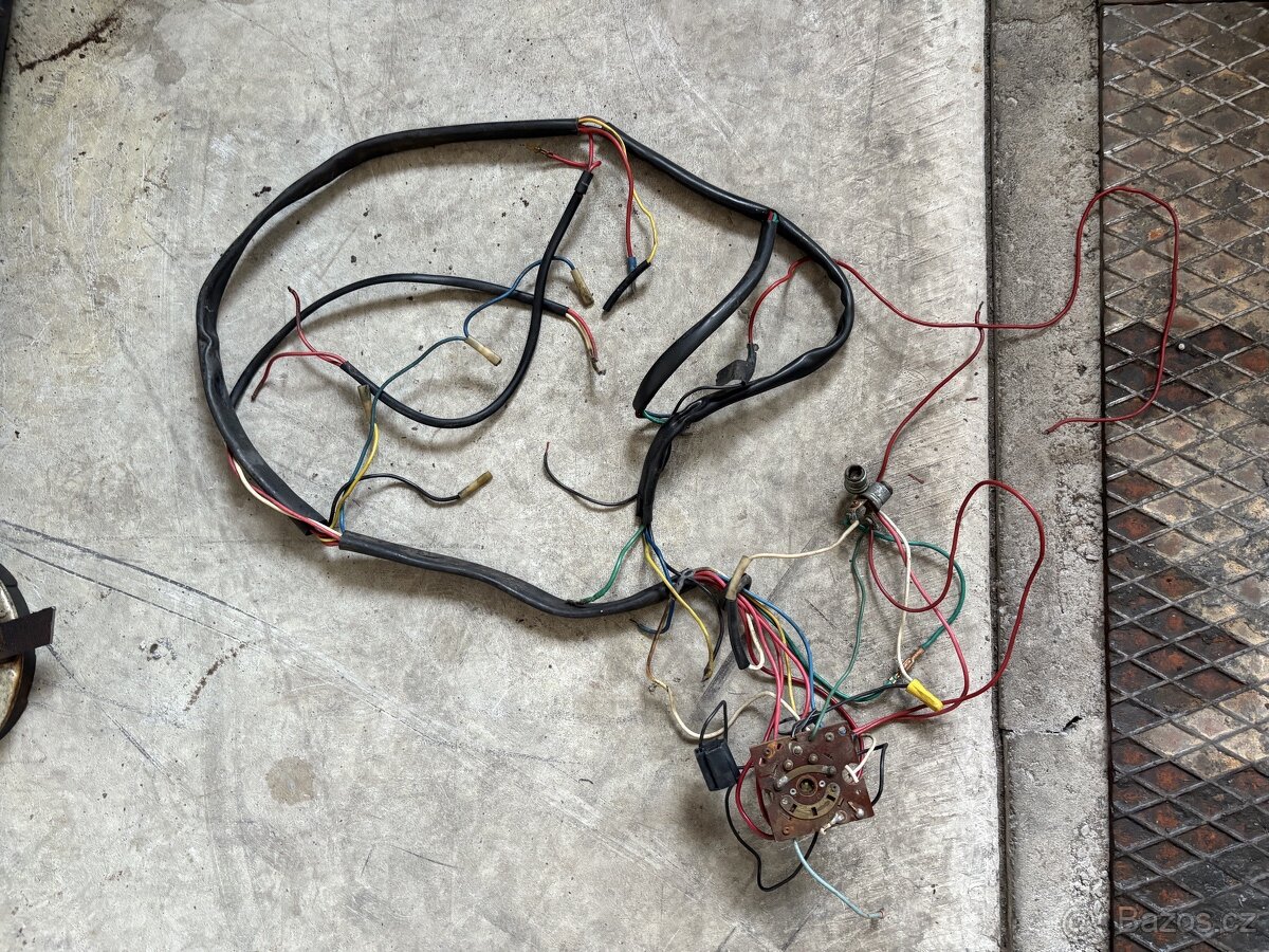 Jawa Californian přední světlomet BOSCH - 7