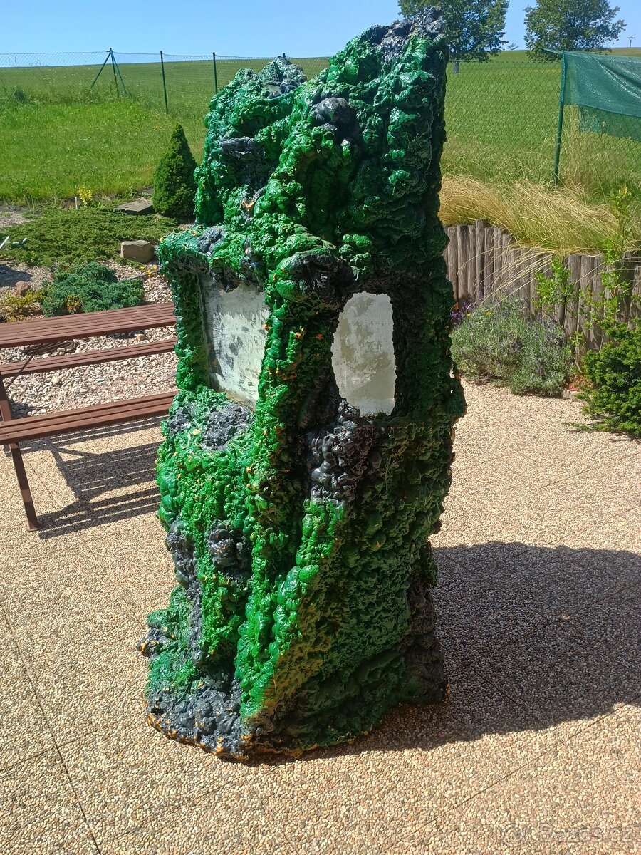 Prodám akvárium včetně hory, filtrace,teploměru,vzduchovani - 7