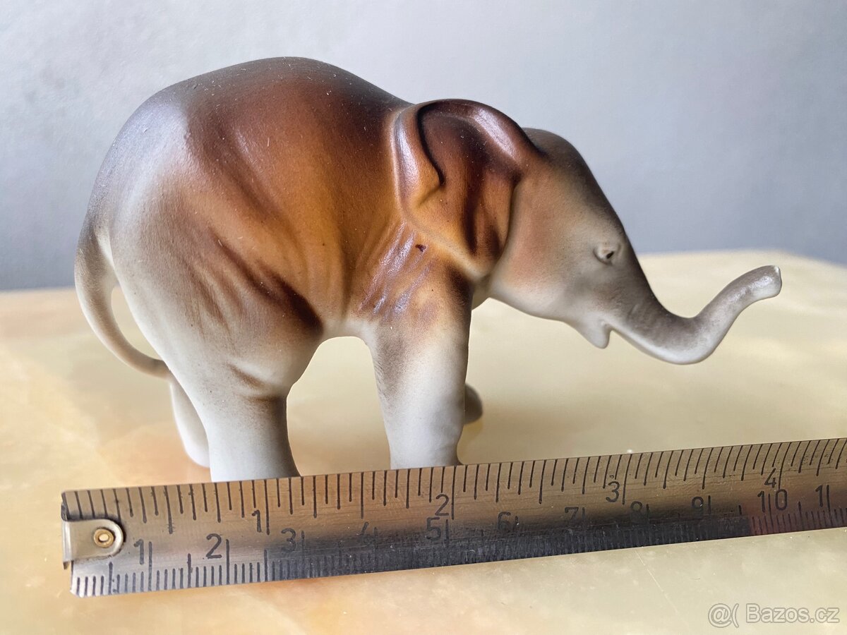 Porcelánové Krabičky A Figurky Royal Dux & Pirkenhammer - 7